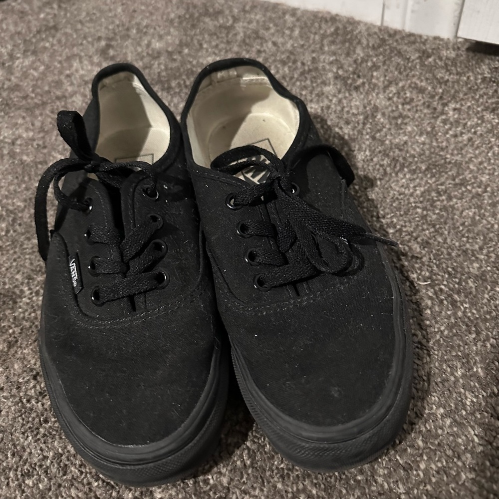 All black Vans authentic